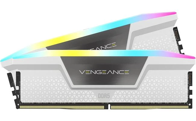 مجموعة الذاكرة CORSAIR VENGEANCE RGB 64GB (2x32GB) DDR5 RAM 6000MT/s CL30 - أبيض