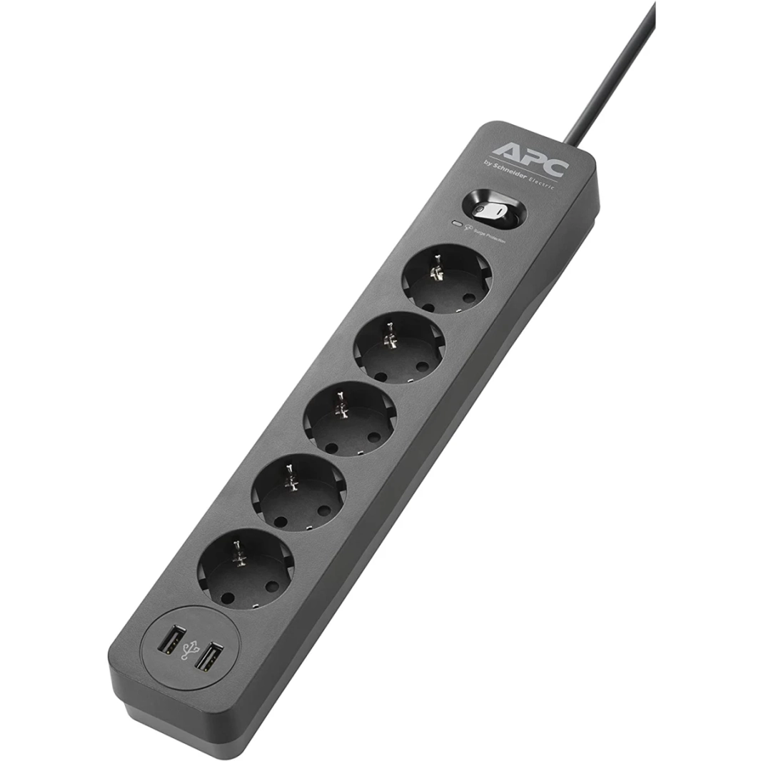 APC SurgeArrest واقي الطفرة الأساسي 5x منافذ عالمية 2x منافذ USB من النوع A 1.5 متر سلك تمديد مدخل ألماني