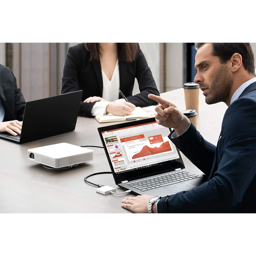 Lenovo USB-C 3-in-1 Hub 4K HDMI ، VGA ، USB 3.0 Plug and Play ، White