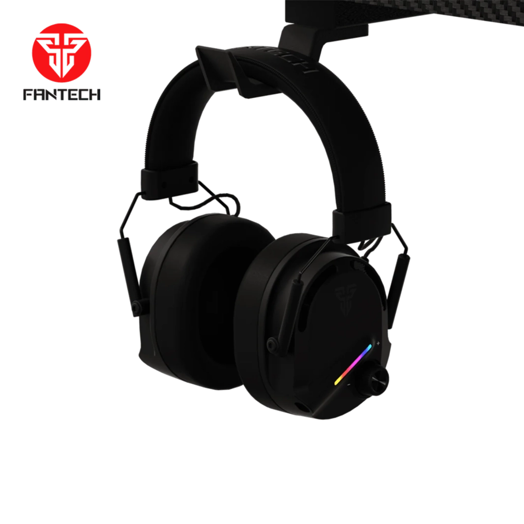 مكتب ألعاب Fantech Tigris GD210 بإضاءة RGB وسطح كبير أنيق ومميز مع إدارة الكابلات