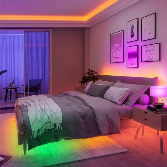 GOVEE RGBIC WI-FI AND BLUETOOTH LED STRIP LIGHTS WITH MUSIC SYNC AND PROTECTIVE COATING - 5M