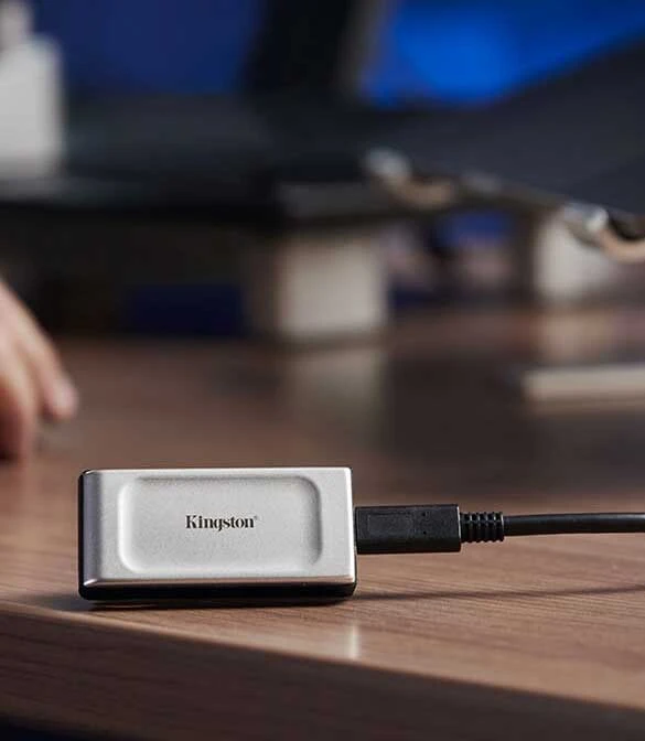وحدة تخزين SSD خارجية XS2000 من KINGSTON بسعة 1 تيرابايت