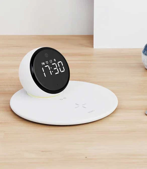 شاحن لاسلكي WiWU Wi-W017 بقوة 15 وات مع ساعة منبه رقمية ومكبر صوت بلوتوث
