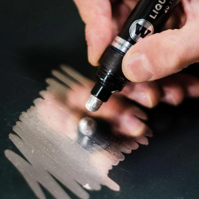 قلم طلاء مضخة ذو تأثير المرآة من MOLOTOW LIQUID CHROME™ الجديد - عبوة من قطعة واحدة