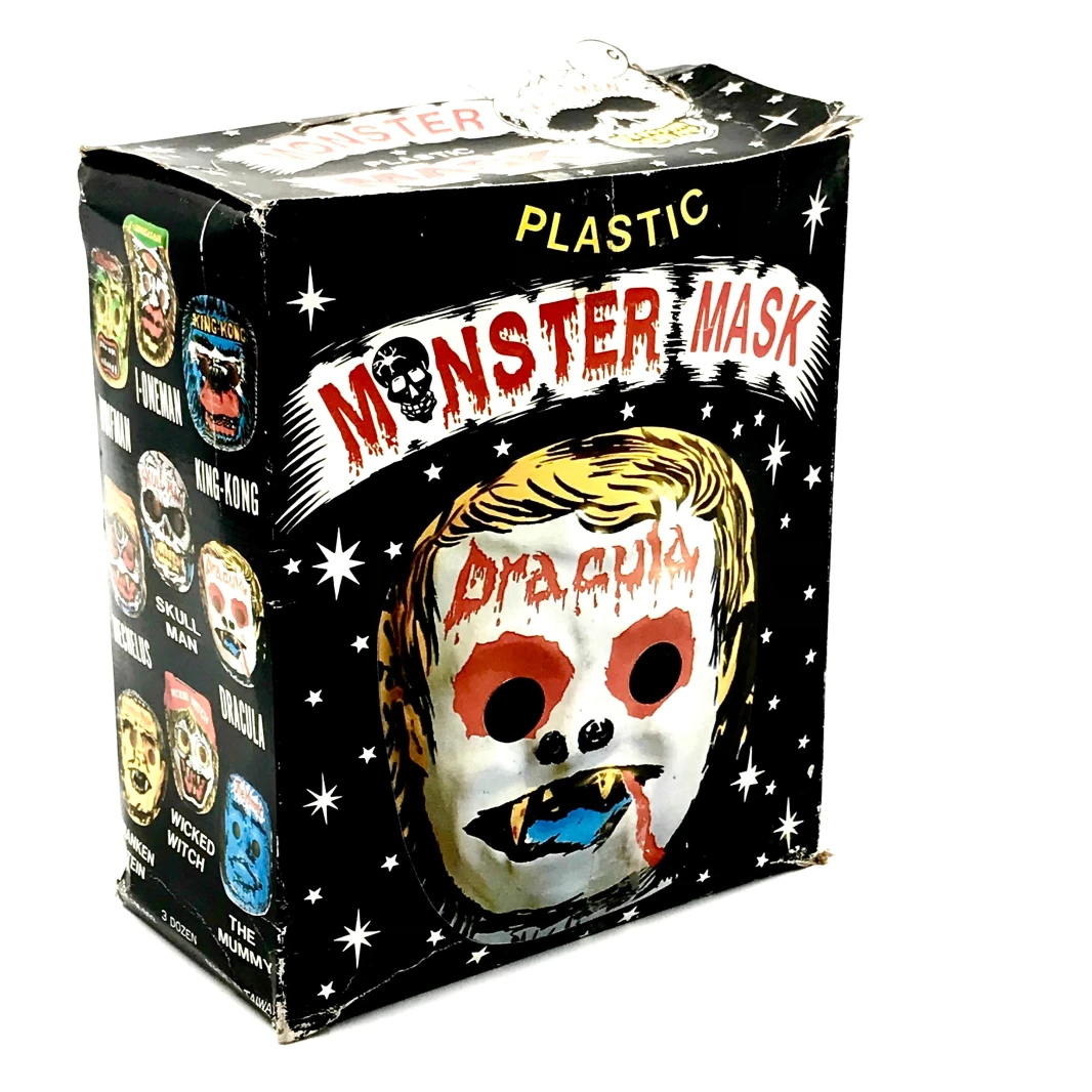 مجموعة أقنعة بلاستيكية متنوعة من Monster في صندوق اقتصادي مكون من 36 قطعة