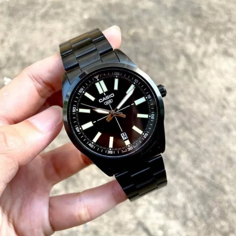Casio Men's Standard Analog Black Stainless Steel Band Watch MTP-VD02B