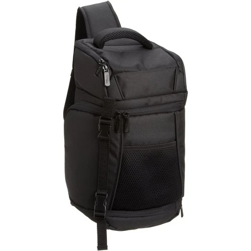 حقيبة كاميرا DSLR من AmazonBasics