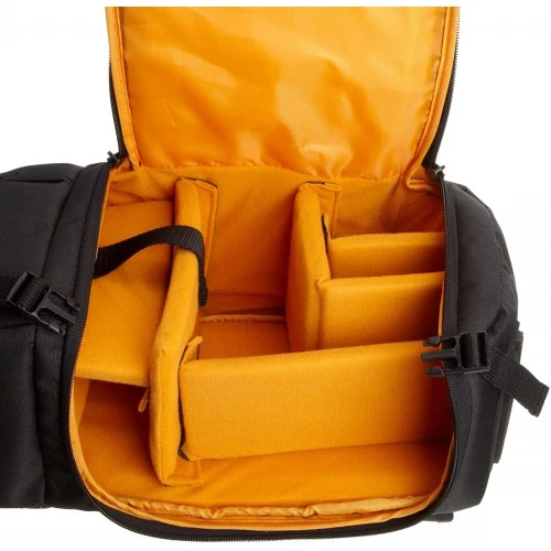 حقيبة كاميرا DSLR من AmazonBasics