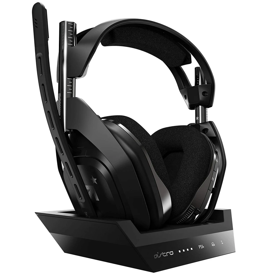 سماعة رأس لاسلكية Astro Gaming A50 + قاعدة من الجيل الرابع - أسود/فضي