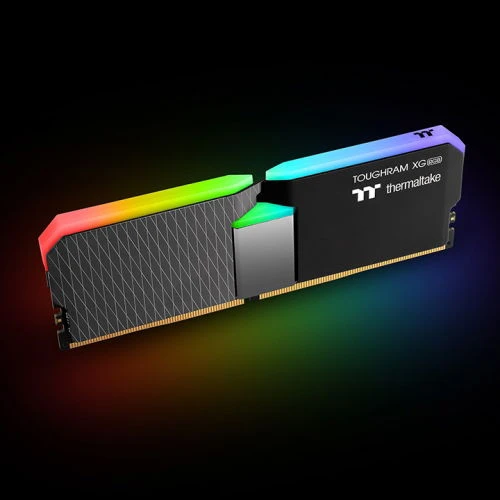 ذاكرة Thermaltake TOUGHRAM XG RGB DDR4 3600MHz 16GB (8GB x2) - أسود