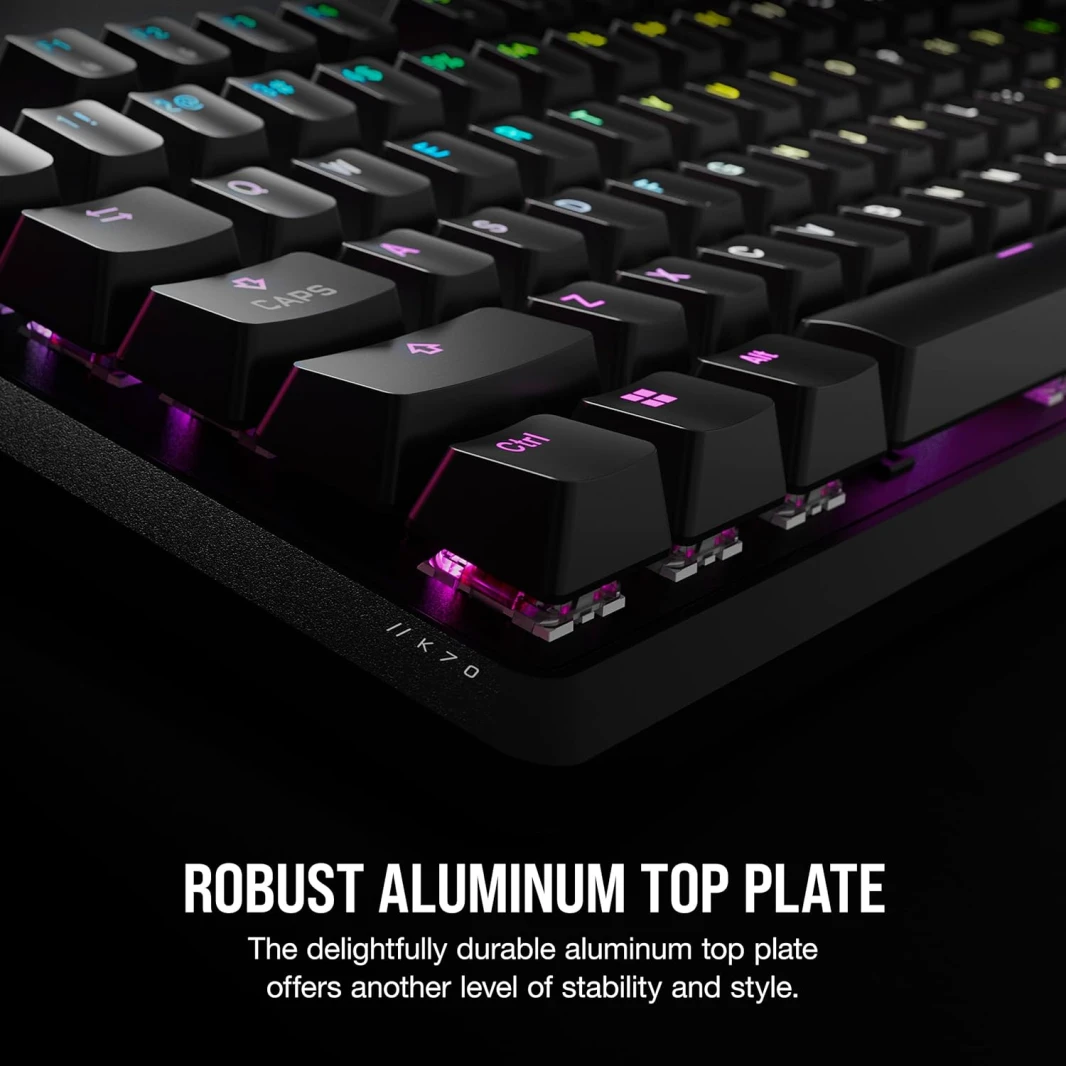 لوحة مفاتيح الألعاب الميكانيكية Corsair K70 CORE RGB – مفاتيح خطية حمراء MLX