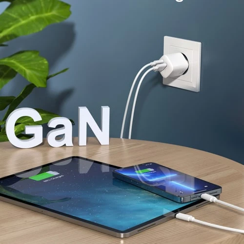 محول شحن سريع Choetech 33W بمنفذين PD USB C - أبيض