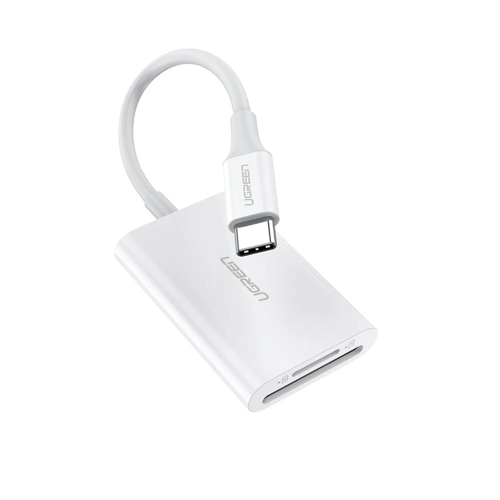 قارئ بطاقات USB C من UGREEN لـ UHS-II