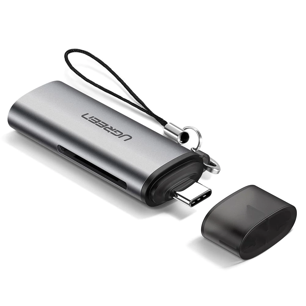 قارئ بطاقات SD USB C من UGREEN