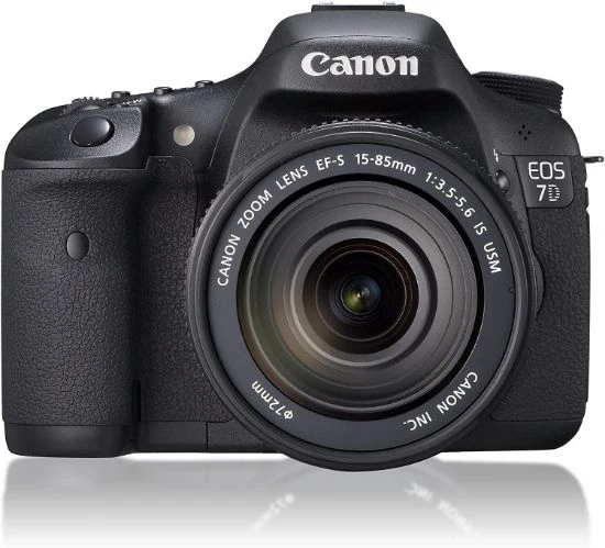 كاميرا كانون EOS 7D 18-135 IS