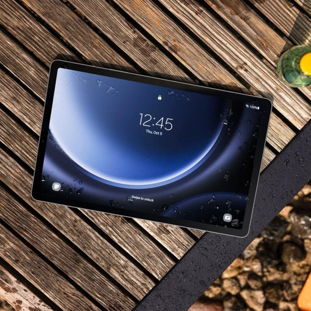 سامسونج جالكسي تاب S9 FE 10.9 بوصة واي فاي سعة تخزين 256 جيجابايت 8 جيجابايت رام شاشة LCD عالية الدقة WUXGA+ مقاس 10.9 بوصة بمعدل تحديث 90 هرتز مع قلم S-Pen - رمادي