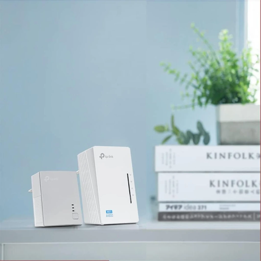 مجموعة أدوات البدء لموسع شبكة Wi-Fi Powerline AV600 بسرعة 300 ميجابت في الثانية