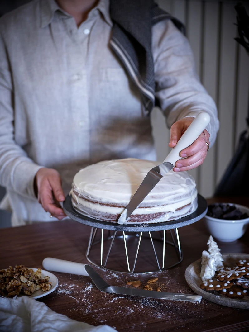 LÄTTBAKAD