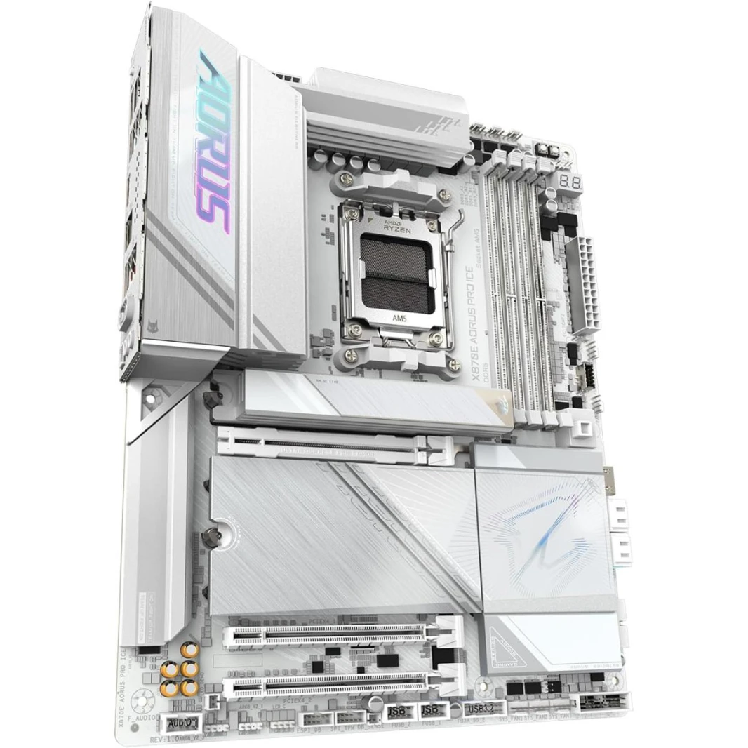 لوحة أم GIGABYTE X870E AORUS PRO ICE (Wi-Fi 7) AMD RYZEN 7000 8000 9000 Series AM5/DDR5/PCIe 5.0/4xM.2 - ATX Gaming