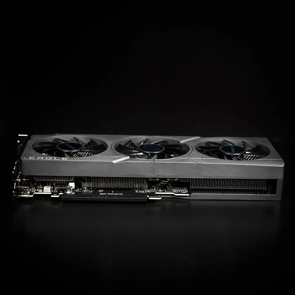 Gigabyte Geforce RTX 4060 Ti Eagle OC 8G (Rev. 1.0) ، 3x Windforce Fans ، DLSS 3.0 ، Ray Tracing ، 8GB 128bit 288GB/ S GDDR6 ، PCI-E 4.0 ، HDMI 2.1A/ DP1.4A