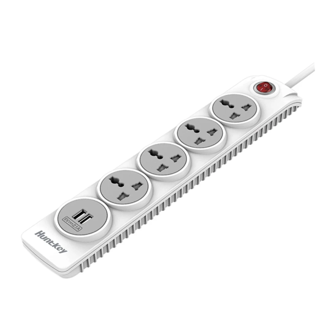 محول طاقة HUNTKEY مزود بـ 4 منافذ من النوع C + USB بطول 3 أمتار في المملكة المتحدة