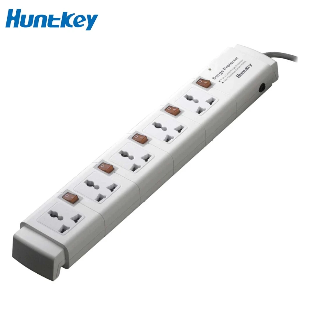 شريط طاقة HUNTKEY مزود بخمسة منافذ وبطول 3 أمتار مع حماية من زيادة التيار الكهربائي مع 5 مفاتيح