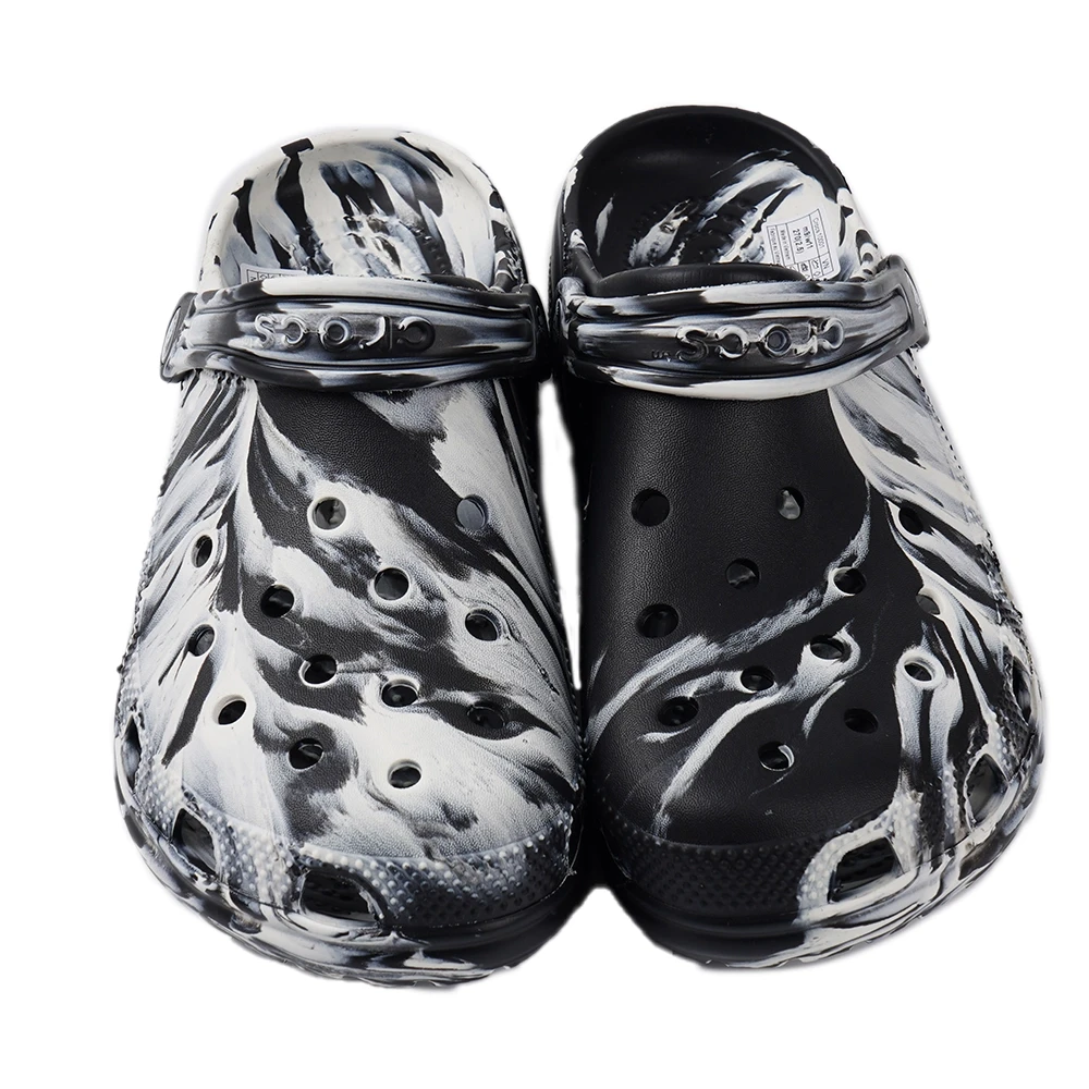 كروكس متعدد الإستخدام لكلا الجنسين Crocs