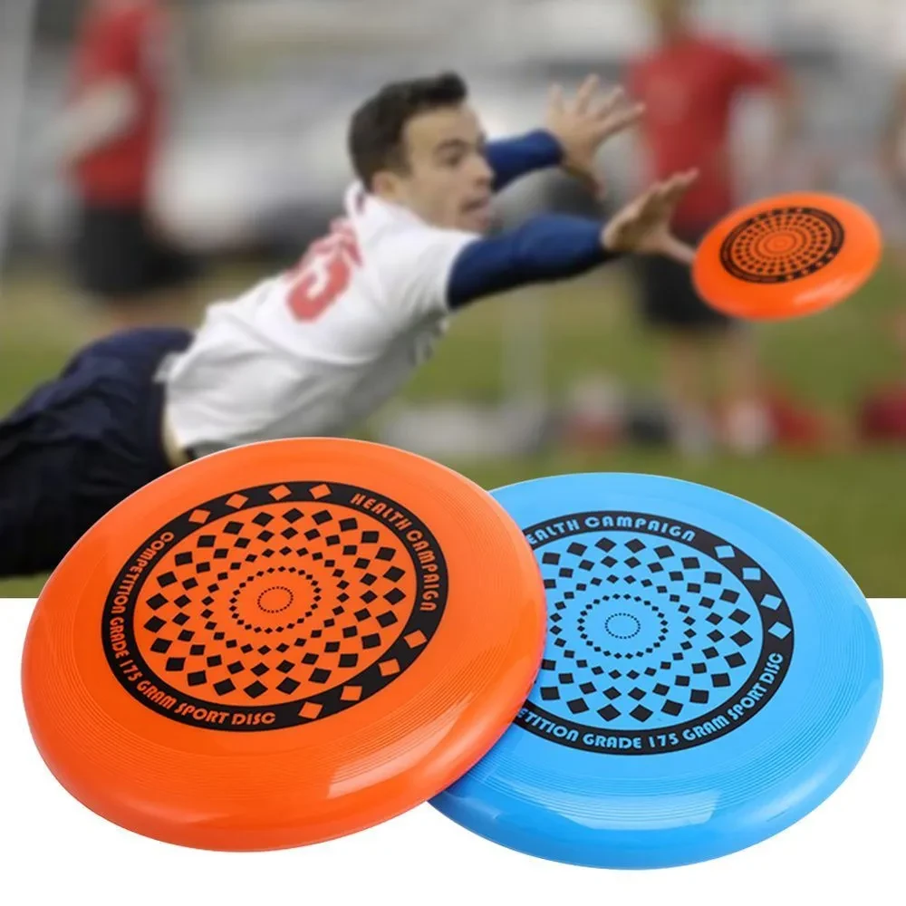 ULTIMATE FLYING FRISBEE