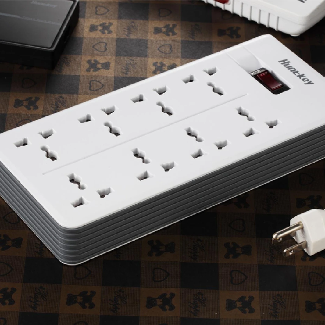 Huntkey PZA801 شرائط الطاقة ، المعيار العالمي