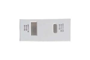 ابريز شاحن ابيض USB و Tayp C  3.A  QVQ