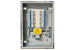 لوحة قواطع 3 فاز 24 خط CHINT NX9-24A