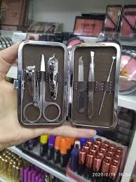 مجموعة أدوات العناية بالأظافر – 6قطع
