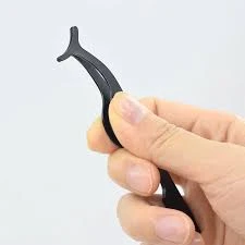 False Eyelash Applicator Tweezer