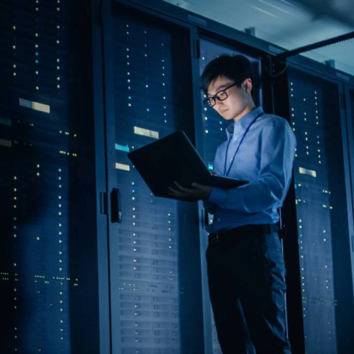 Kingston DC600M 2.5 ″ SATA SSD لمؤسسة مركز البيانات - سعة 960 جيجابايت - SEDC600M/960G