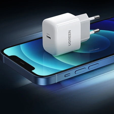 ugreen mini usb-c wall charger {20w max / size / saface charging} 10220