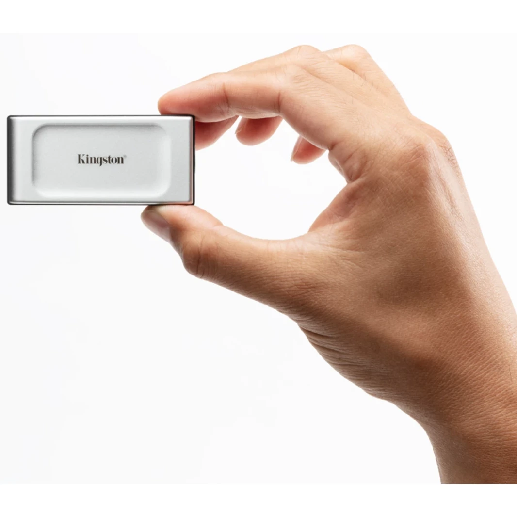 Kingston XS2000 4TB عالية الأداء بحجم الجيب SSD USB C