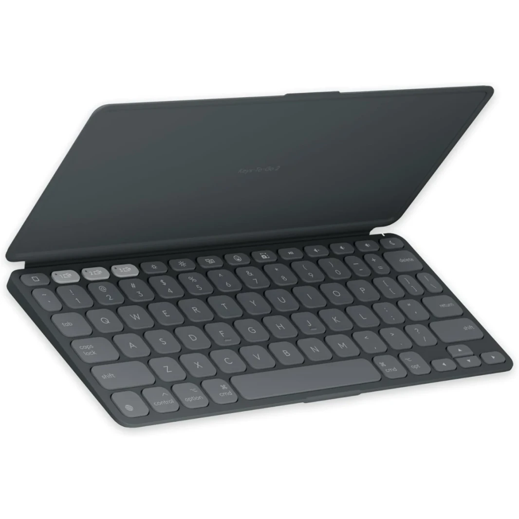 لوحة مفاتيح iPad اللاسلكية المحمولة من Logitech Keys-to-Go 2 مع غطاء مدمج ولوحة مفاتيح Bluetooth النحيفة والضغوط لجهاز iPad و iPhone و Mac و Apple TV ، بسهولة مع الأجهزة العربية والإنجليزية-الجرافيت