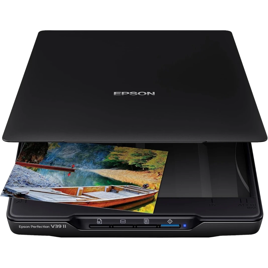 Epson V39 II Photo & Document Flatbed Scanner 4800 × 4800 نقطة في البوصة الدقة البصرية ، مستشعر صورة الاتصال ، حتى 10 ثانية/سرعة مسح الصفحة ، واجهة USB 2.0 Micro-AB ، الأسود
