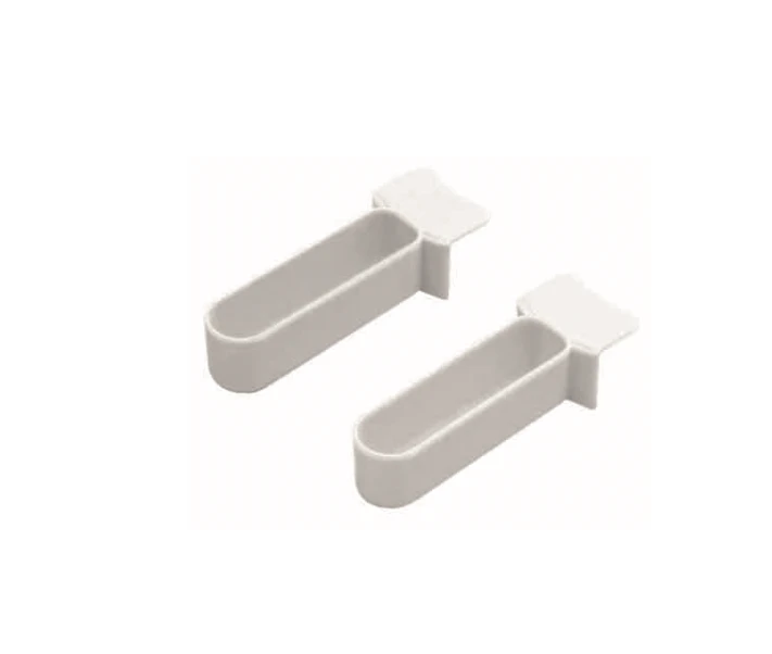 Finger for Calcium Placement – A tool designed to securely provide calcium supplements to birds inside the cage