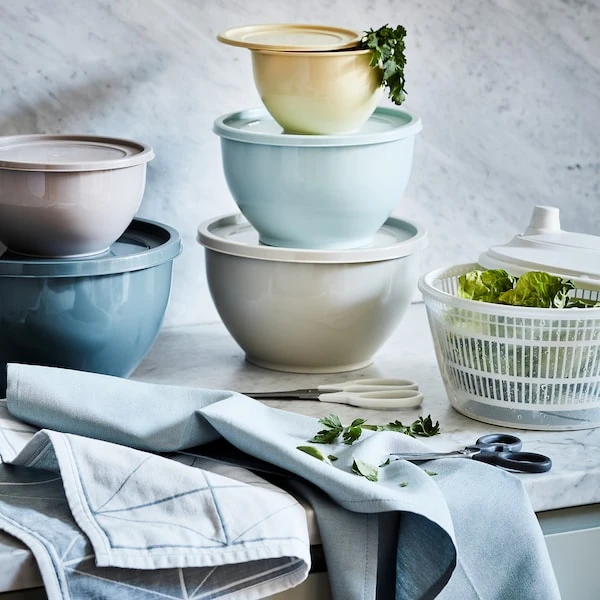 Bowl with lid, set of 5, mixed colours