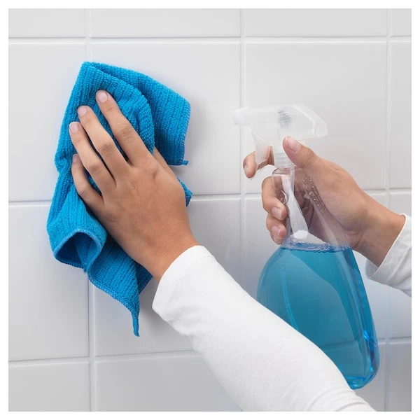 Toothbrush holder with suction cup, white