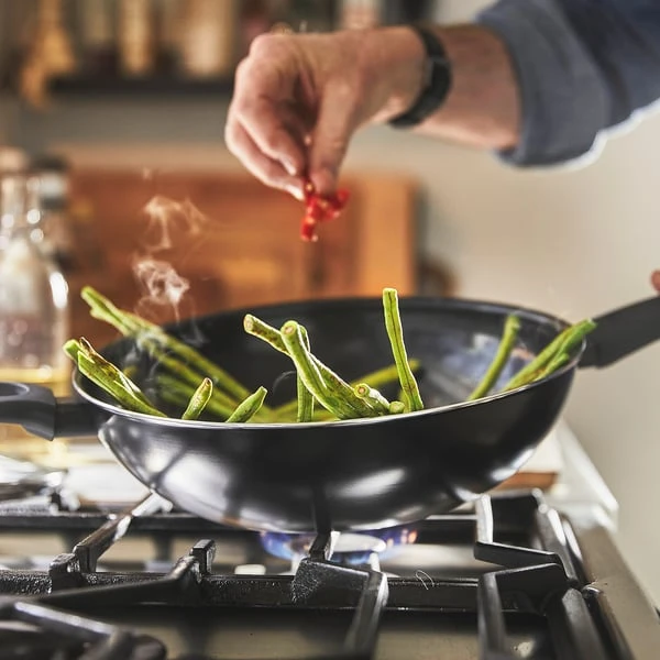 Wok with lid, non-stick coating black,