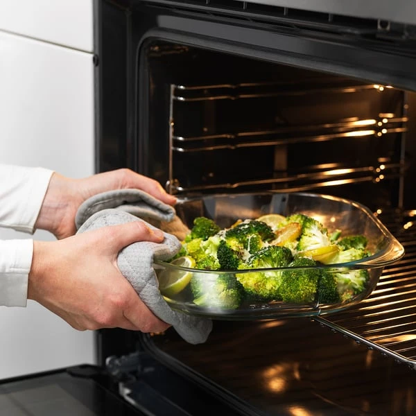 Oven dish, clear glass,