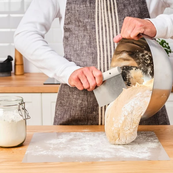 Dough cutter