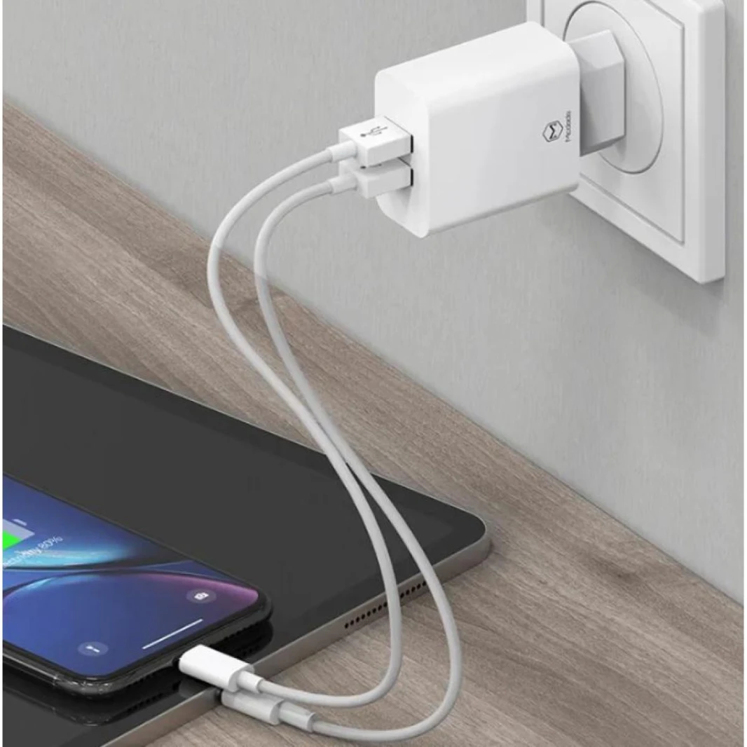 Mcdodo Charger CH-6720 / 2 USB-A Charger(EU) 5V, 2.1A (Max) + Lightning Cable 1m Travel Set