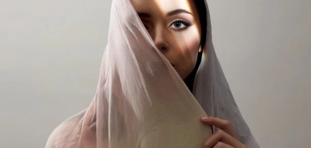 أقوال و حكم عن المرأة