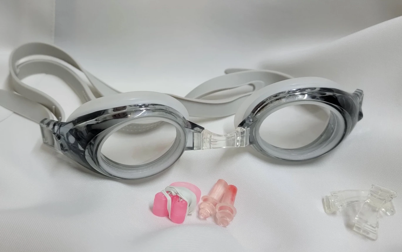 Swimming Glasses