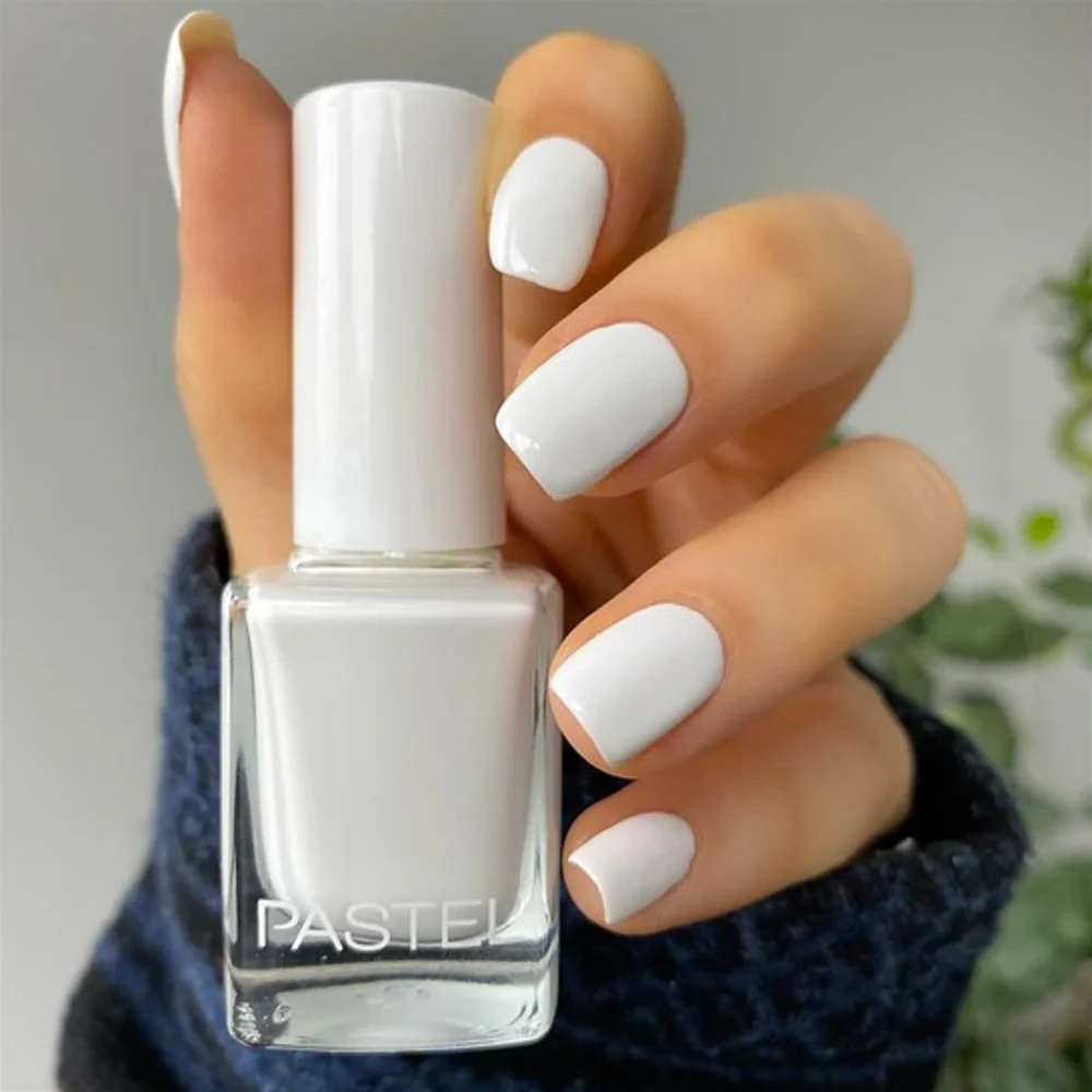 PASTEL NAIL POLISH 04