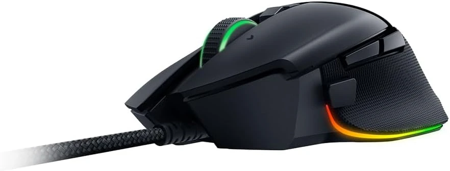ماوس العاب مريح قابل للتخصيص باسيليسك V3 من رايزر: اسرع مفتاح ماوس - اضاءة كروما RGB ومستشعر بصري 26K DPI و11 زر قابل للبرمجة وعجلة امالة هايبر سكرول، اسود كلاسيكي
